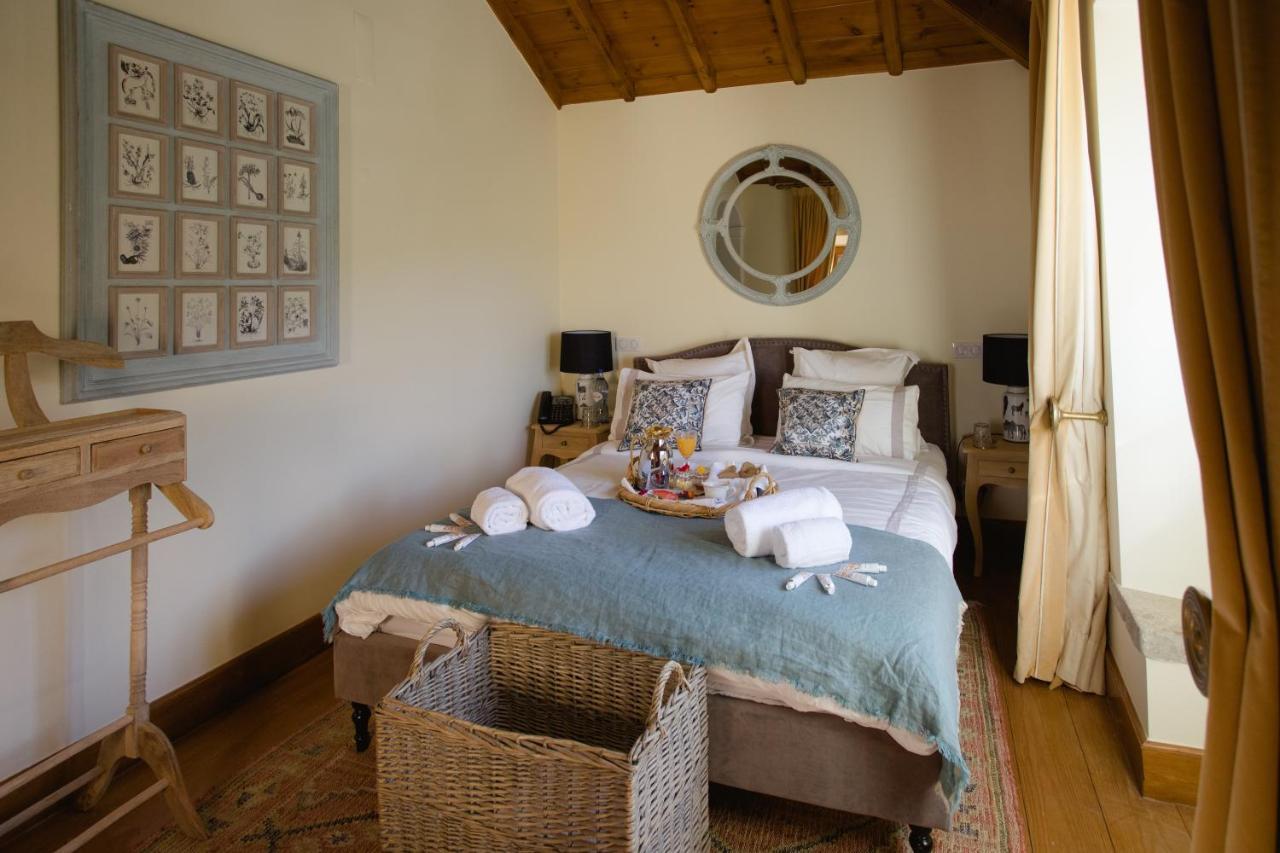 Quinta Da Bella Vista - Historic Home And Farm Sintra Bagian luar foto